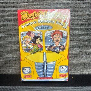 The Magic School Bus Science Readers Box 1 & 2 SET